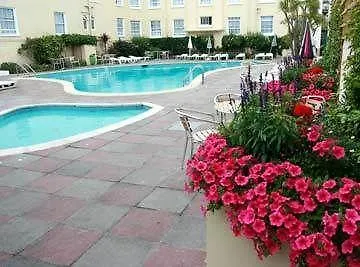 The Metropole Hotel 3*